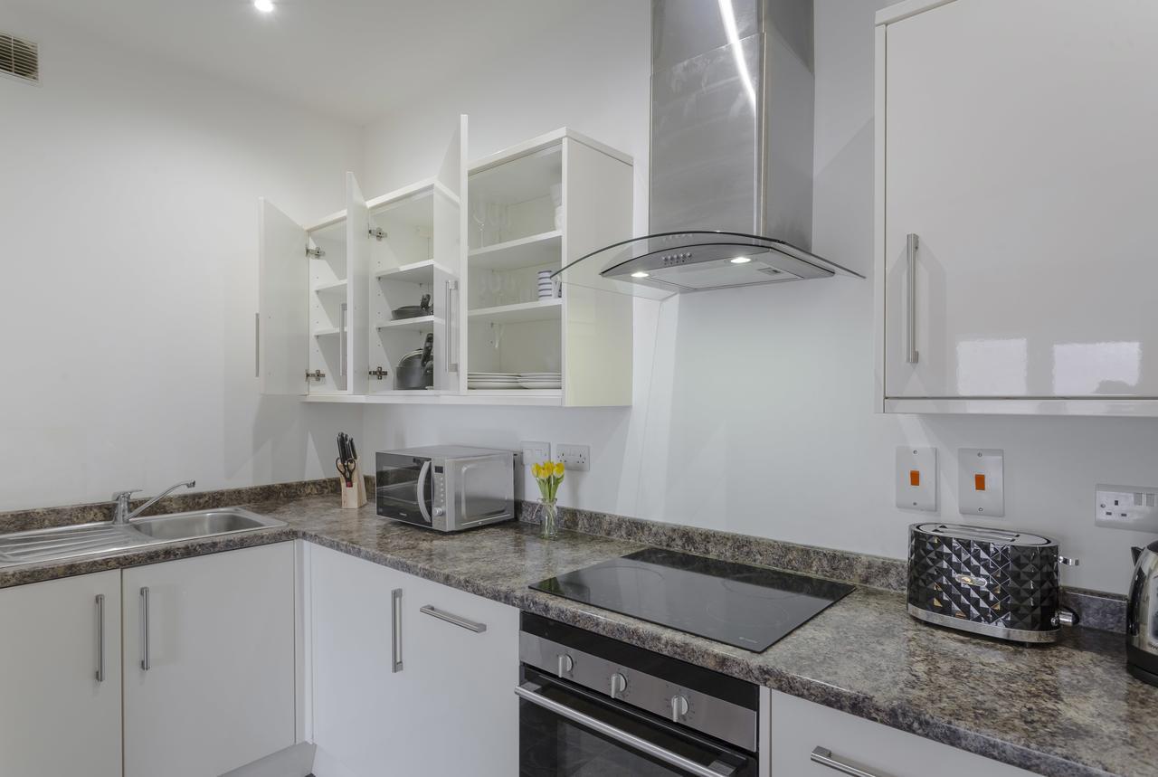 1 Bed Apt Sleeps 4 لوتون المظهر الخارجي الصورة